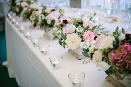 top table flowers by Your London Florist